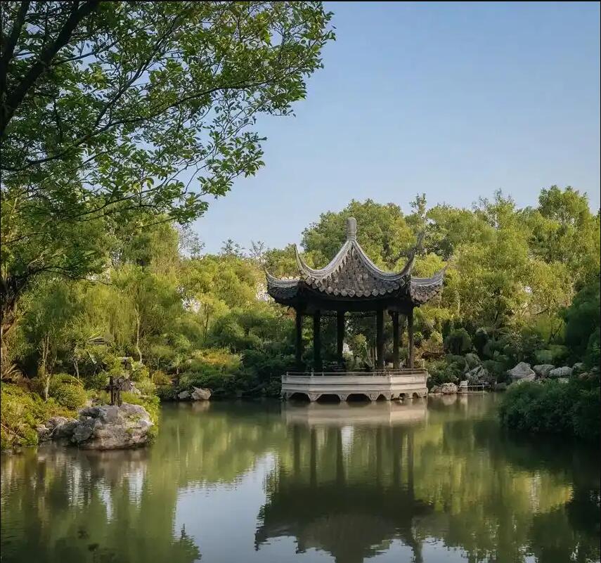 重庆如霜餐饮有限公司